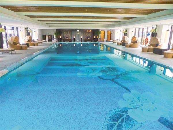 室内游泳馆水温及场馆湿度怎么节造